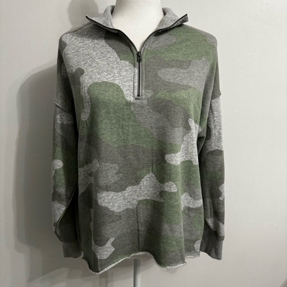 NWOT Aerie Camo soft half zip oversized sweater size small - Picture 2 of 7